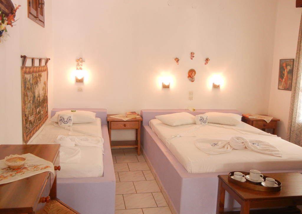 Appartement Archontiko Mary 1 à Alikí Chambre photo